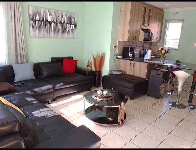 3 BEDROOM HOUSE FOR SALE IN ALBERTSDAL